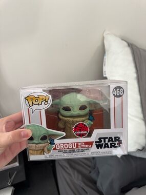 Funko Grogu with Blue Butterfly - Green Pop! Figure #468